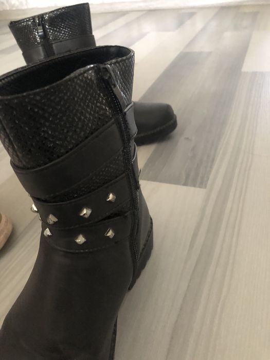 Сапожки для девочек