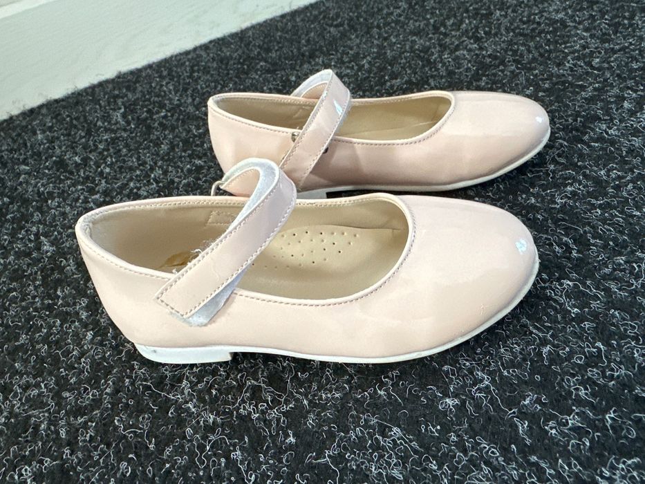 Туфли на девочку