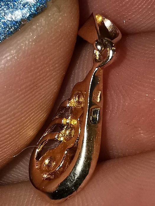 Pandativ aur 18ct cu diamant și rubine