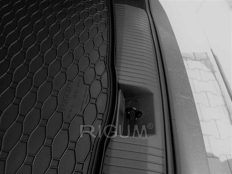 Гумени стелки или багажник NISSAN X-TRAIL 4 e-POWER и MHEV от 2023 г.