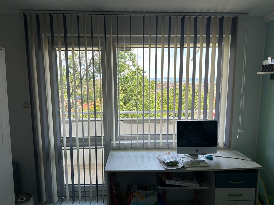 Щори плисе запазени ,като нови ,двуцветни