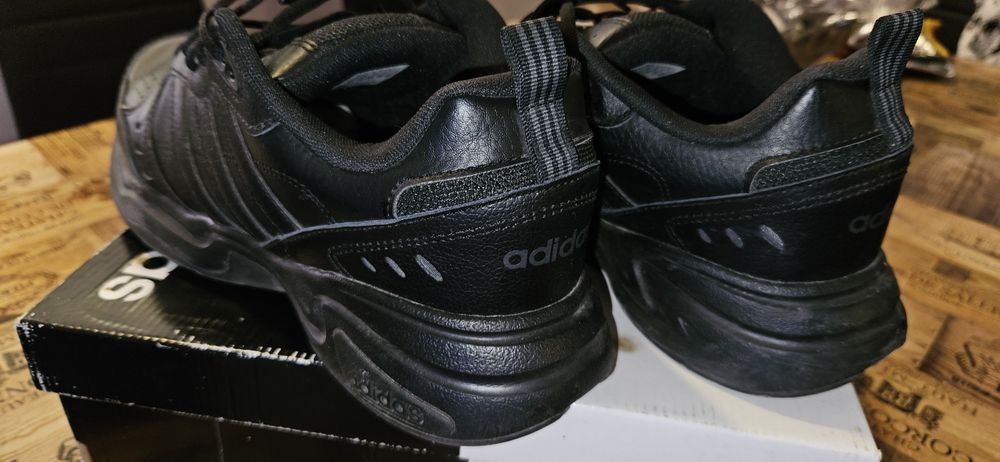 Adidas от естествена кожа 46 номер