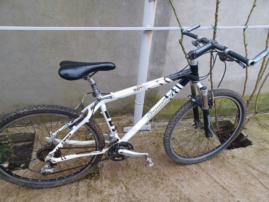 Bicicleta 26", cadru aluminiu