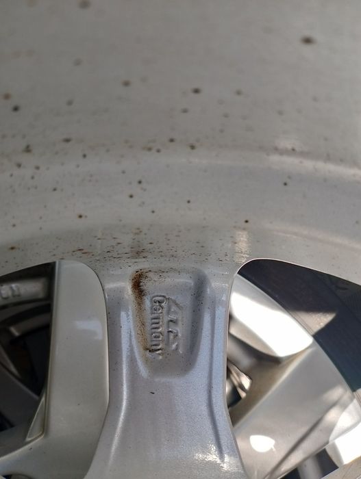 Гуми с джанти 15 цола