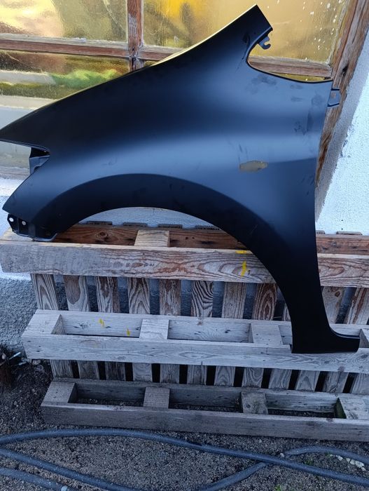 Чисто нов ляв калник