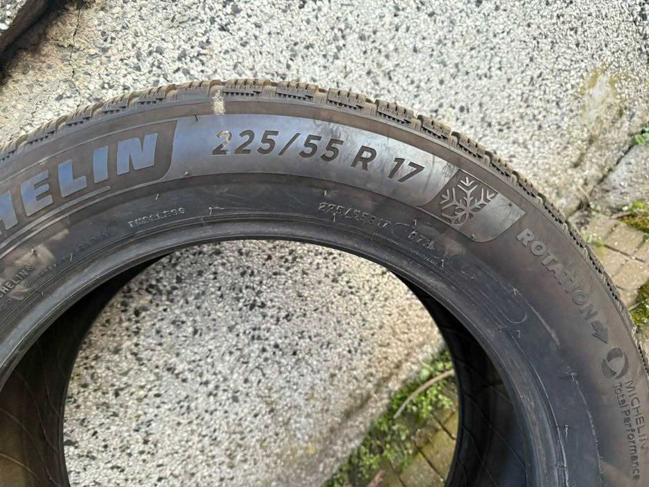 Продавам 4 броя Зимни гуми Мишелин