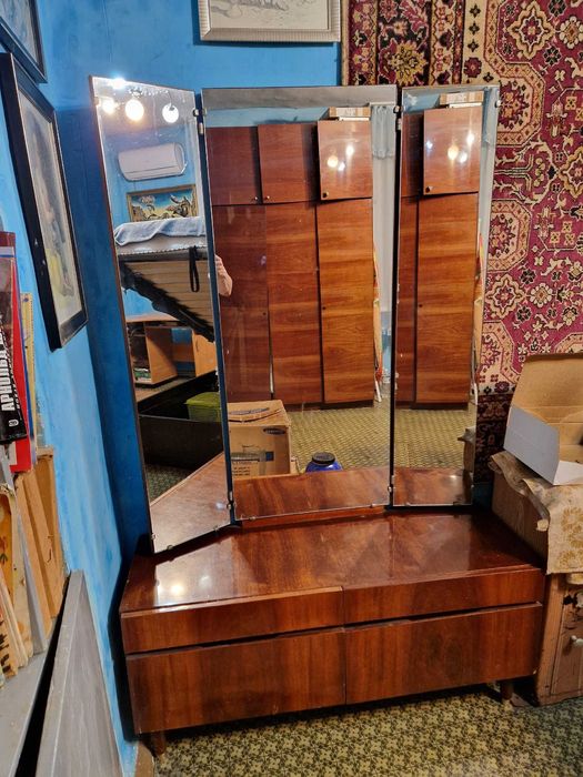 трюмо советское времен СССР с зеркалами и ящичками