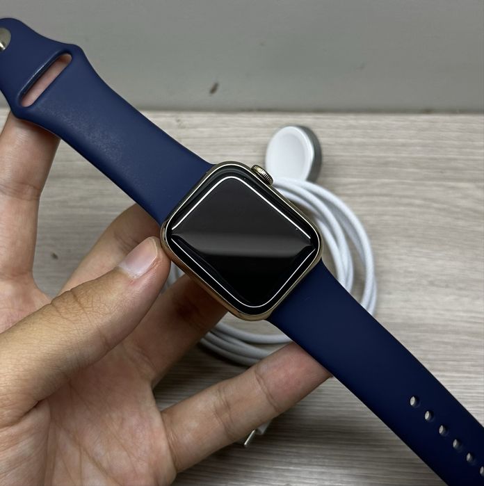 Apple Watch 7 41mm Stainless Steel