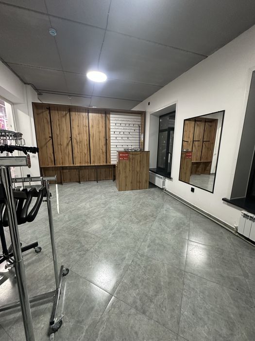 Сдается бутик район Цем.пос в ТД AQNUR