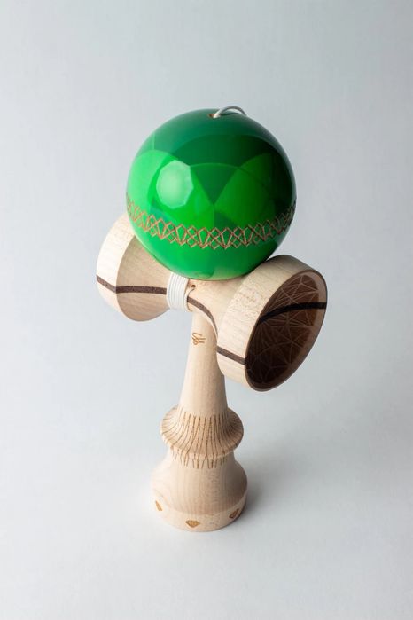 Kendama Sweets Emerald Christian Fraser, ultimul model - STICKY  Clear