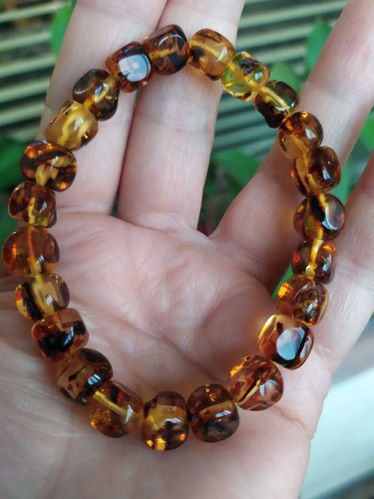 Ръчно изработени гривни от естествен Балтийски Кехлибар