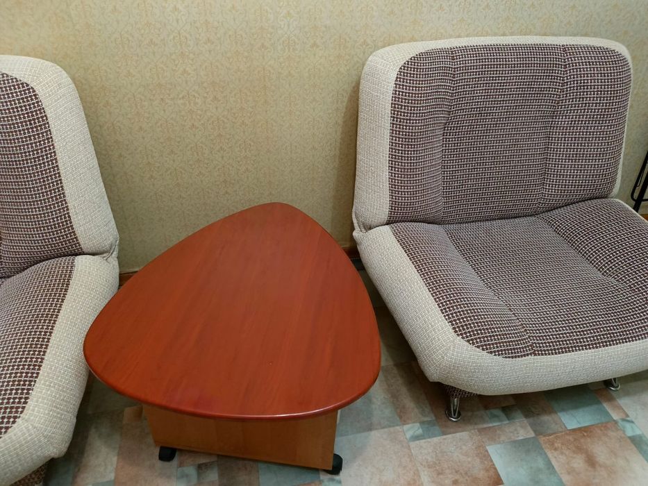 Диван и 2 кресла