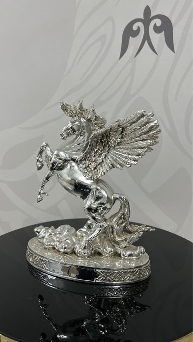 Продам статуэтки от Empire.kz