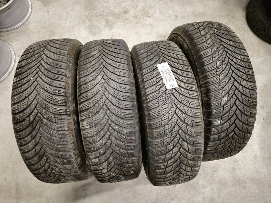 4 anvelope iarna Firestone 215 70 16