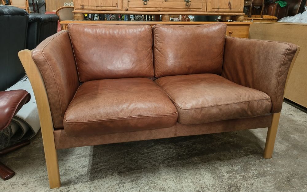 Датски винтидж диван двойка от естествена кожа