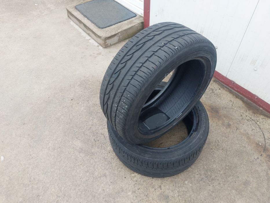 135 lei bucata! Doua anvelope de vara 225 45 r17 Bridgestone! 7 mm