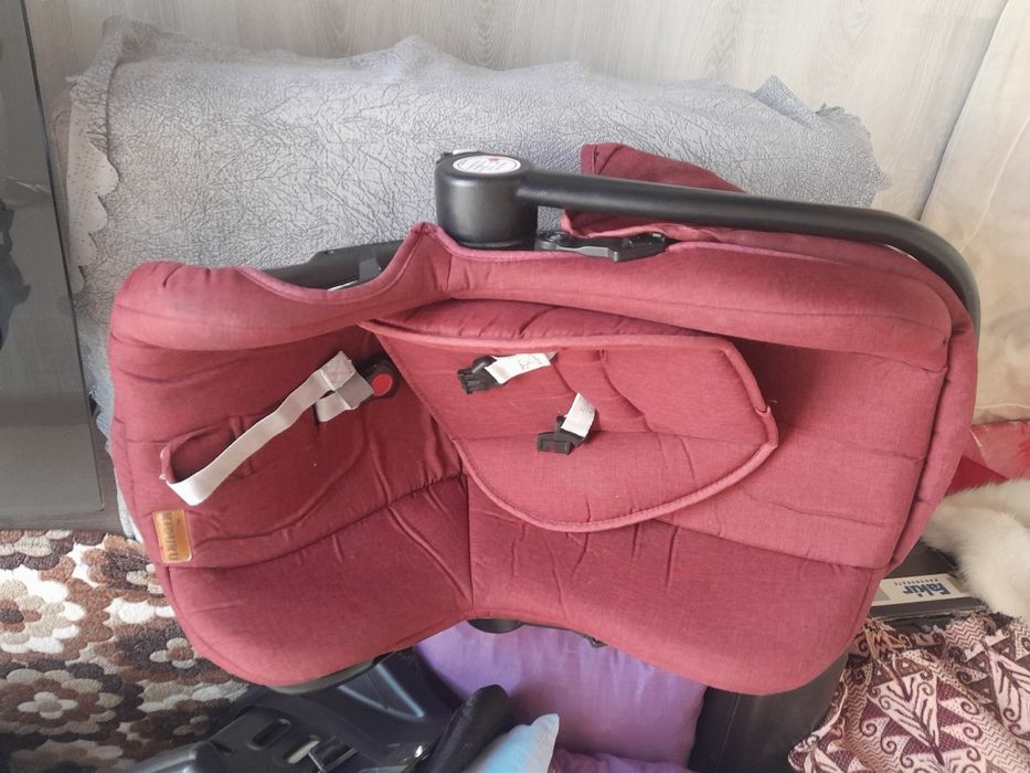 комбинирана бебешка количка