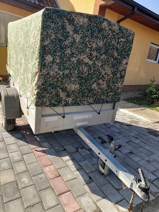 Prelate remorci,umbrele,mopede etc