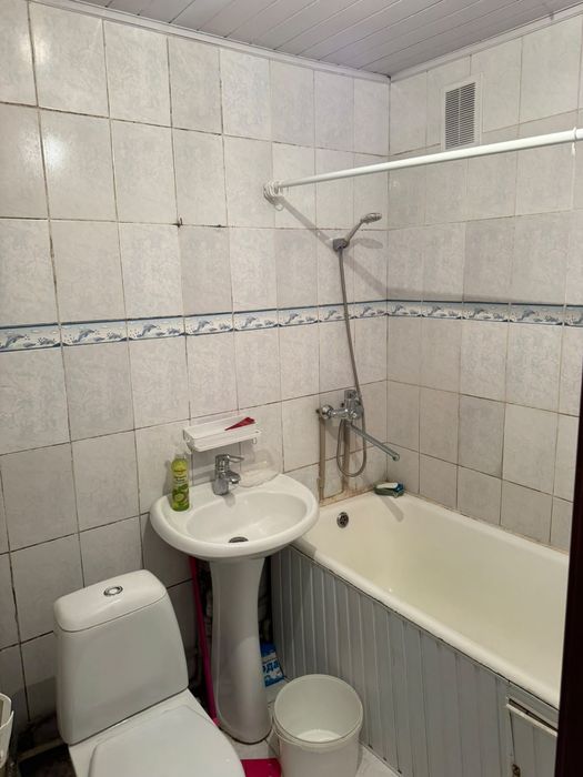 продаётся 2х ком. кв. в 1мкр.дом 7