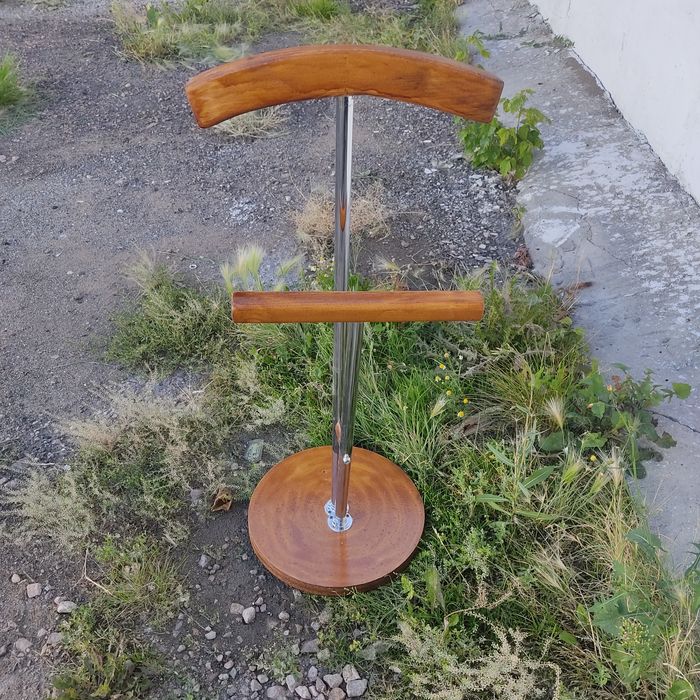 Продам напольные вешалки