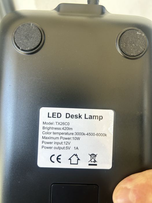 Vand lampa  de birou neutilizata !