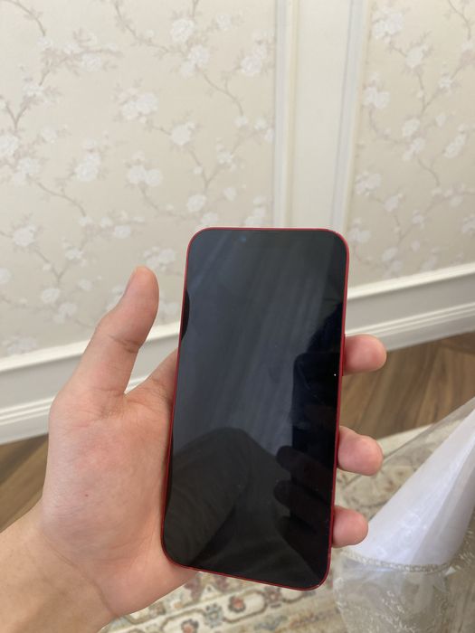 Продам б/у айфон 13 128