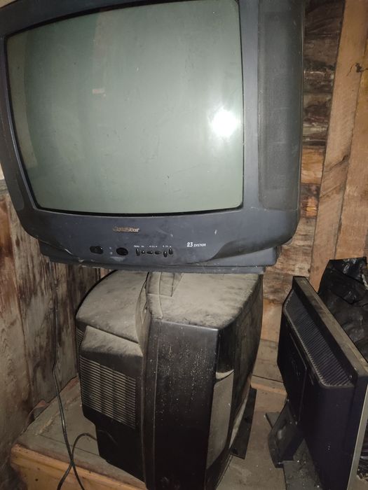 Продам телевизоры 1000 ТГ штука