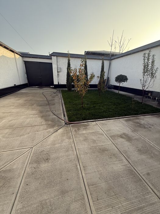 Тайер ховли сотилади