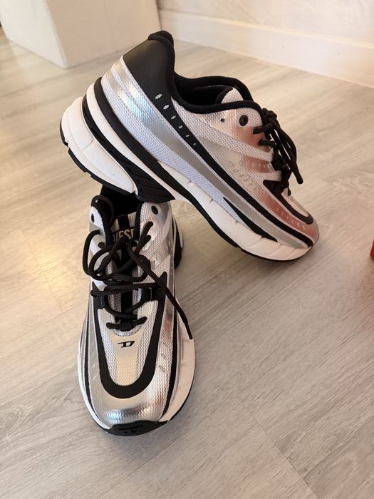 Diesel D-Airspeed 42 номер , чисто нови