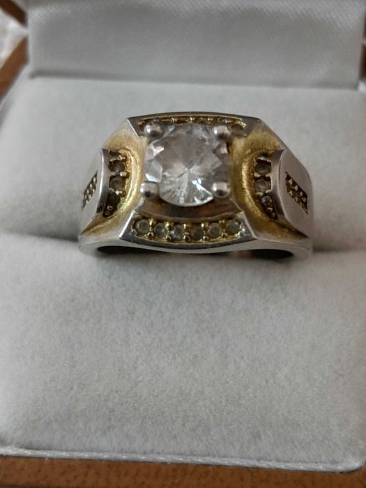 Inel argint 925 marcat, aurit, safire albe, marime 58-59