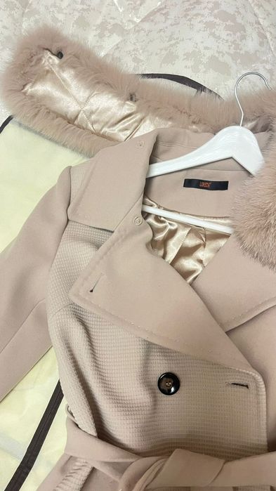 Польто Loretto Новая!