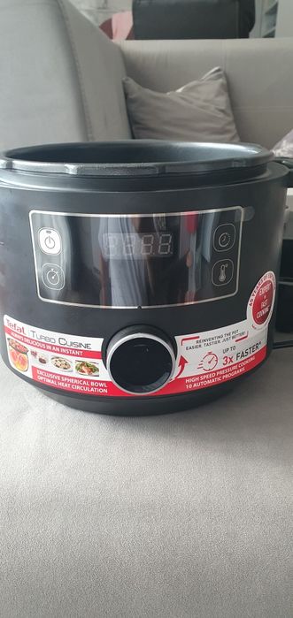 Мултикукър Tefal SERIE EPC50-B