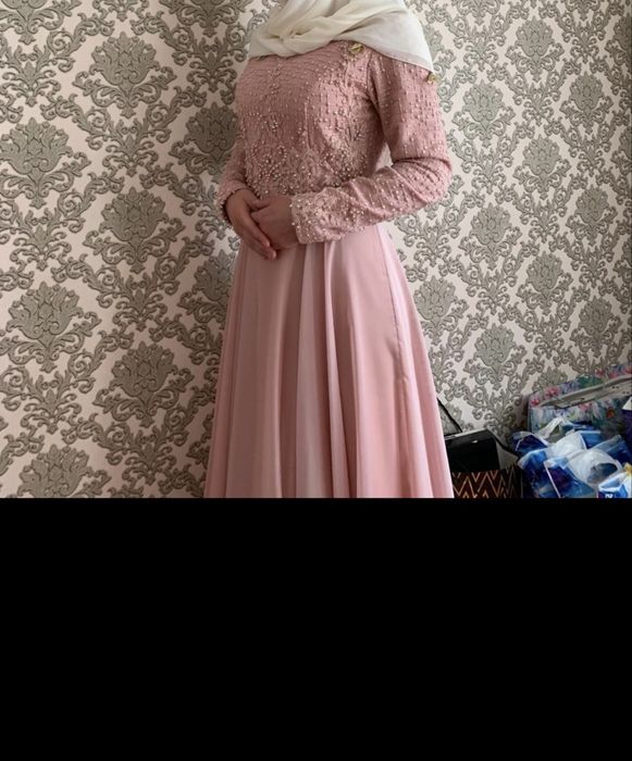 Вечернее платье