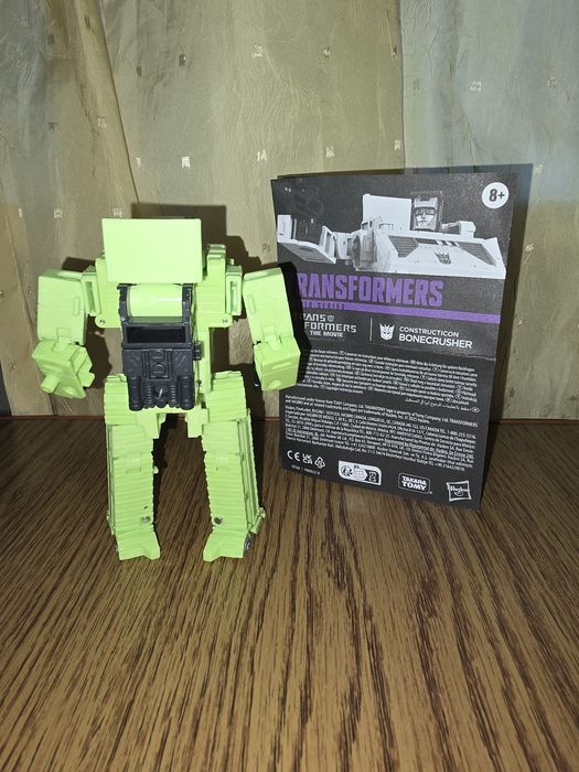 Transformers studio series Bonecrusher