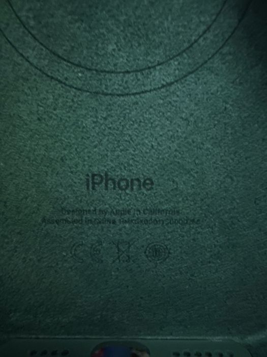 Калъфи,кейсове за IPhone 15 plus зелен оригинален закупен от Apple