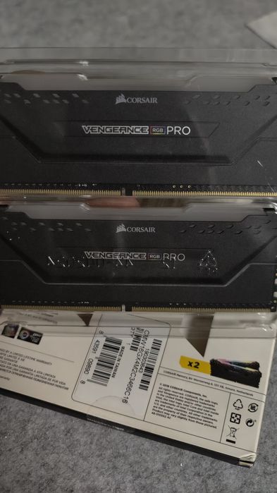 Corsair VENGERNCE Rgb Pro DDR4 16GB