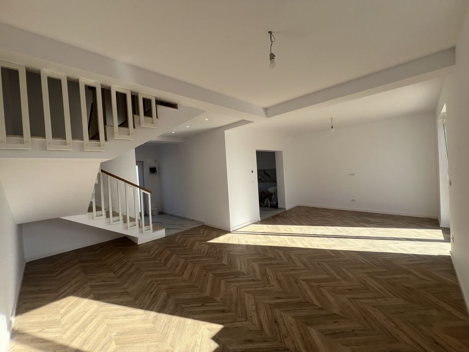 Casa Valea Lupului, Str Lucian Blaga