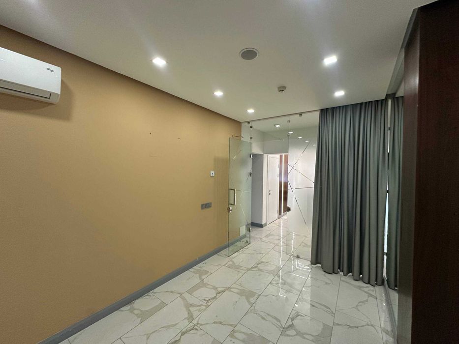 Аренда офиса в центре 145м2 - 8 комнат, ул. Мирабад, ор-р:Госпитальный
