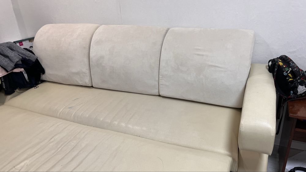 Продам диван срочно!