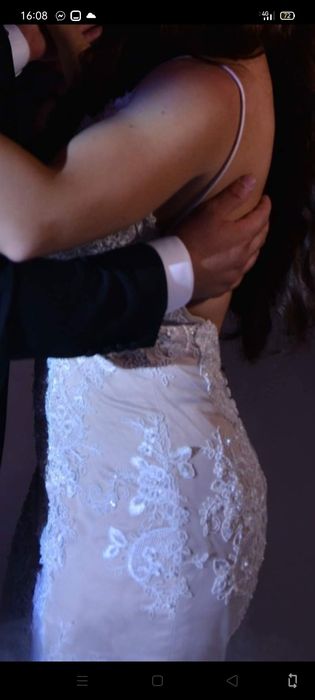 Rochie mireasa sirena