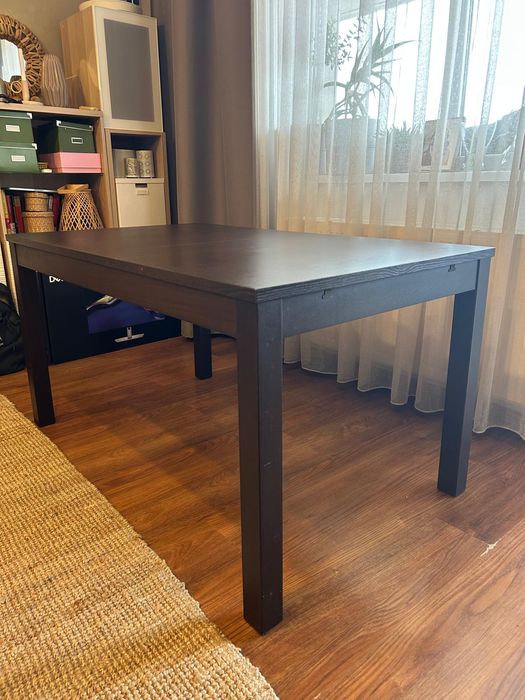 Vand masa cu 4 scaune pentru living/bucatarie