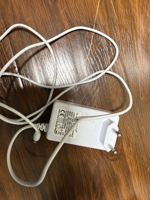 Продам кресло-качалку 4 moms.