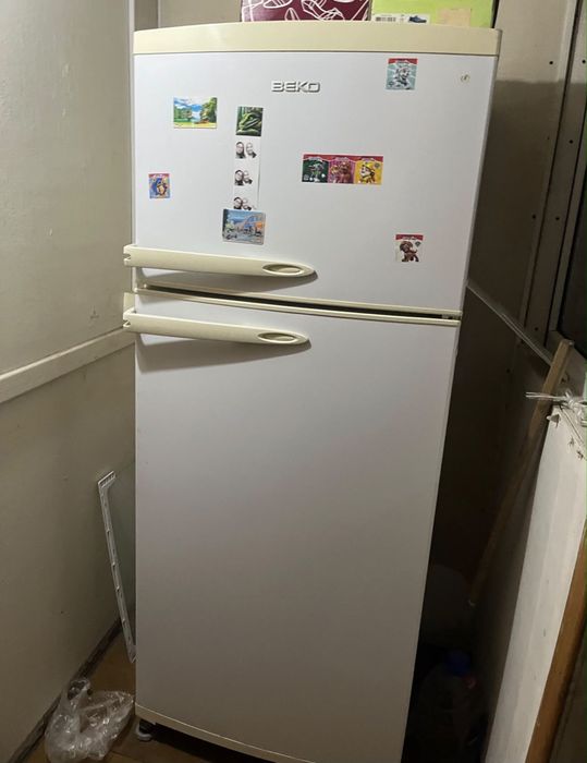 Продам Холодильник Beko