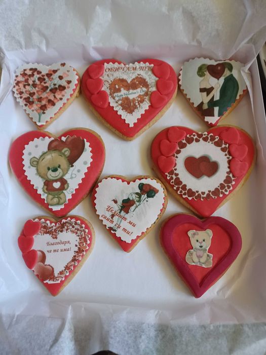 Свети Валентин/меденки/ торта за Св. Валентин