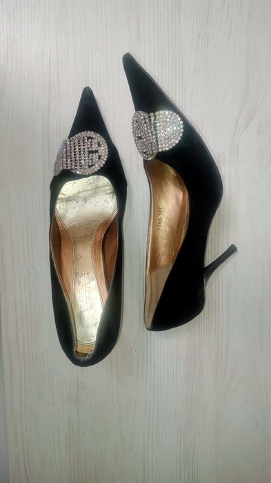 Продам туфли за 4000 тг