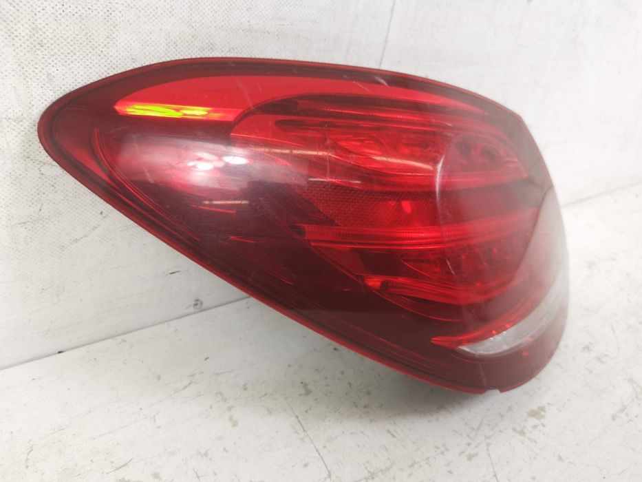 Мерцедес-Бенц C-Class / Mercedes-Benz C-Class W205/S205/C205 Ляво стоп