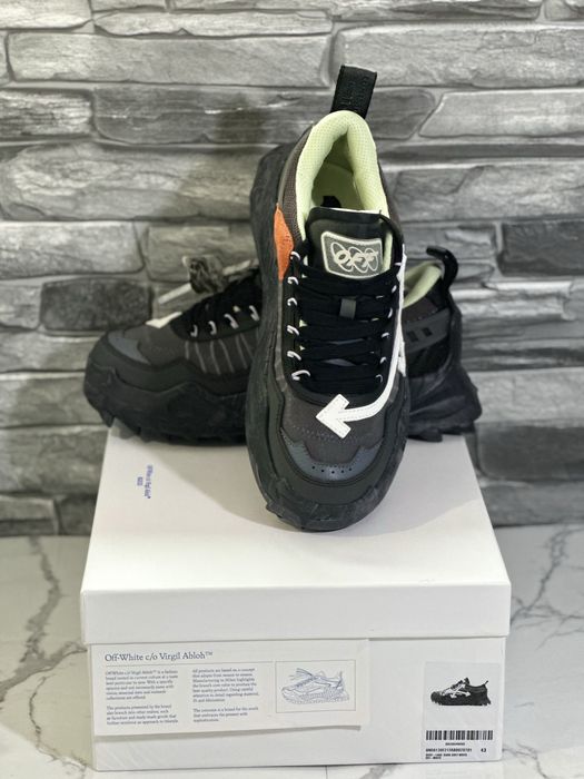 Off-White Odsy 1000 “Dark Grey” Full Box / DS