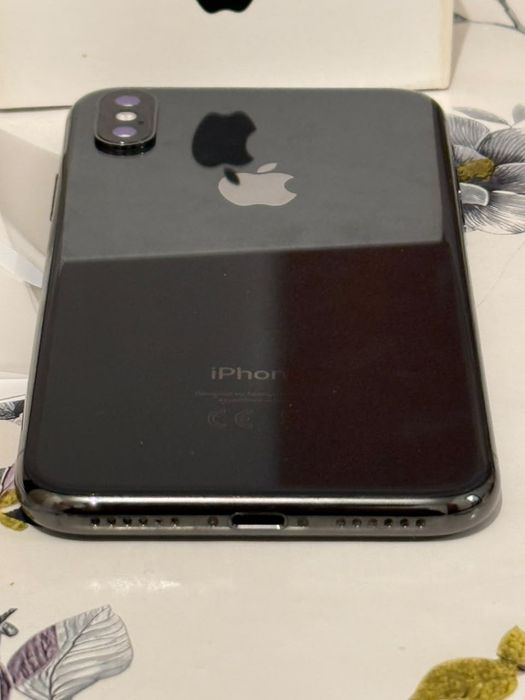 Продам iphone X Айфон 10