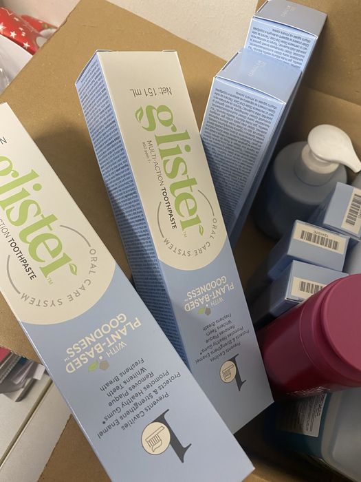 Паста за зъби GLISTER от Amway