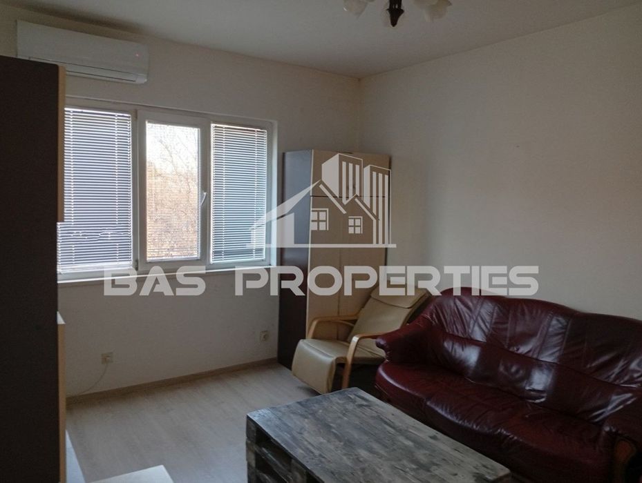 Продава се Тристаен апартамент в София, Център - 97 кв.м за 1646 €/кв.м - Снимка #2